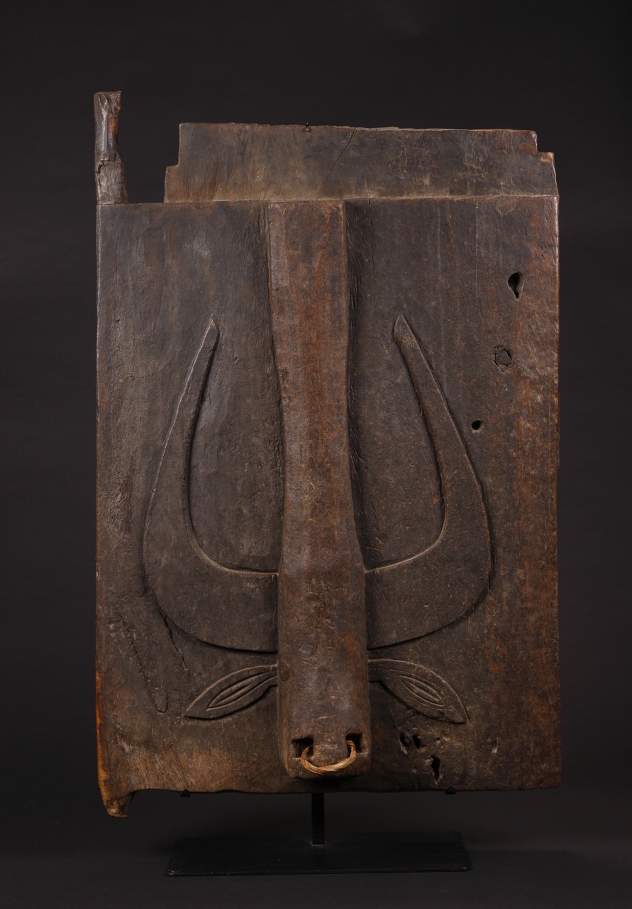 INDO610: Toraja Door